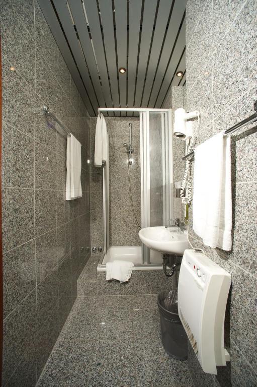 Hotel Heymann Kaiserslautern Kamer foto