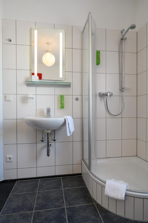 Hotel Heymann Kaiserslautern Buitenkant foto
